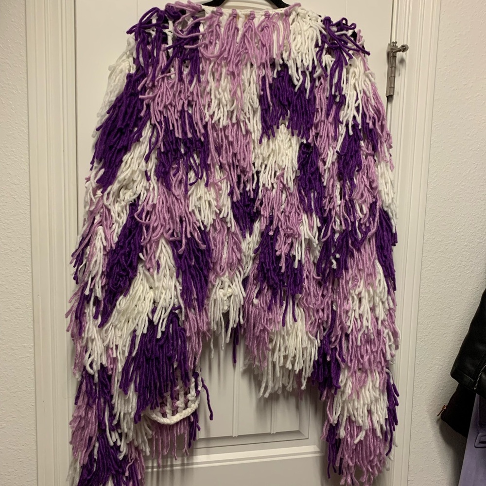 Shades of purple fringe jacket in great condition.